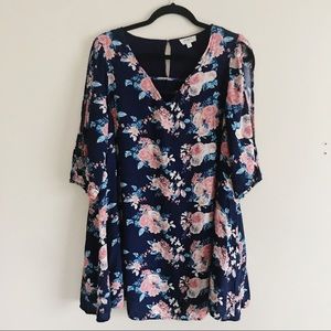 Umgee Small Navy Floral Oversized Blouse